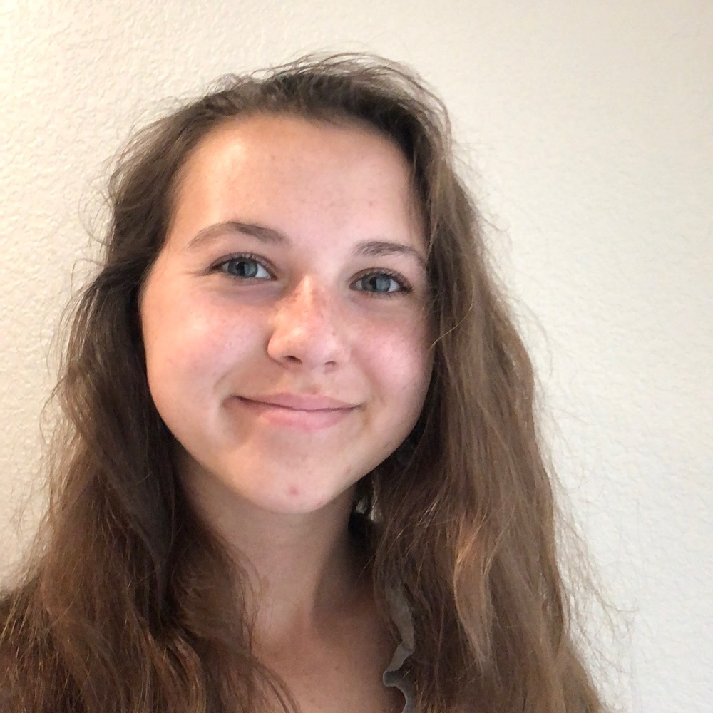 Meet your Posher, Hallie